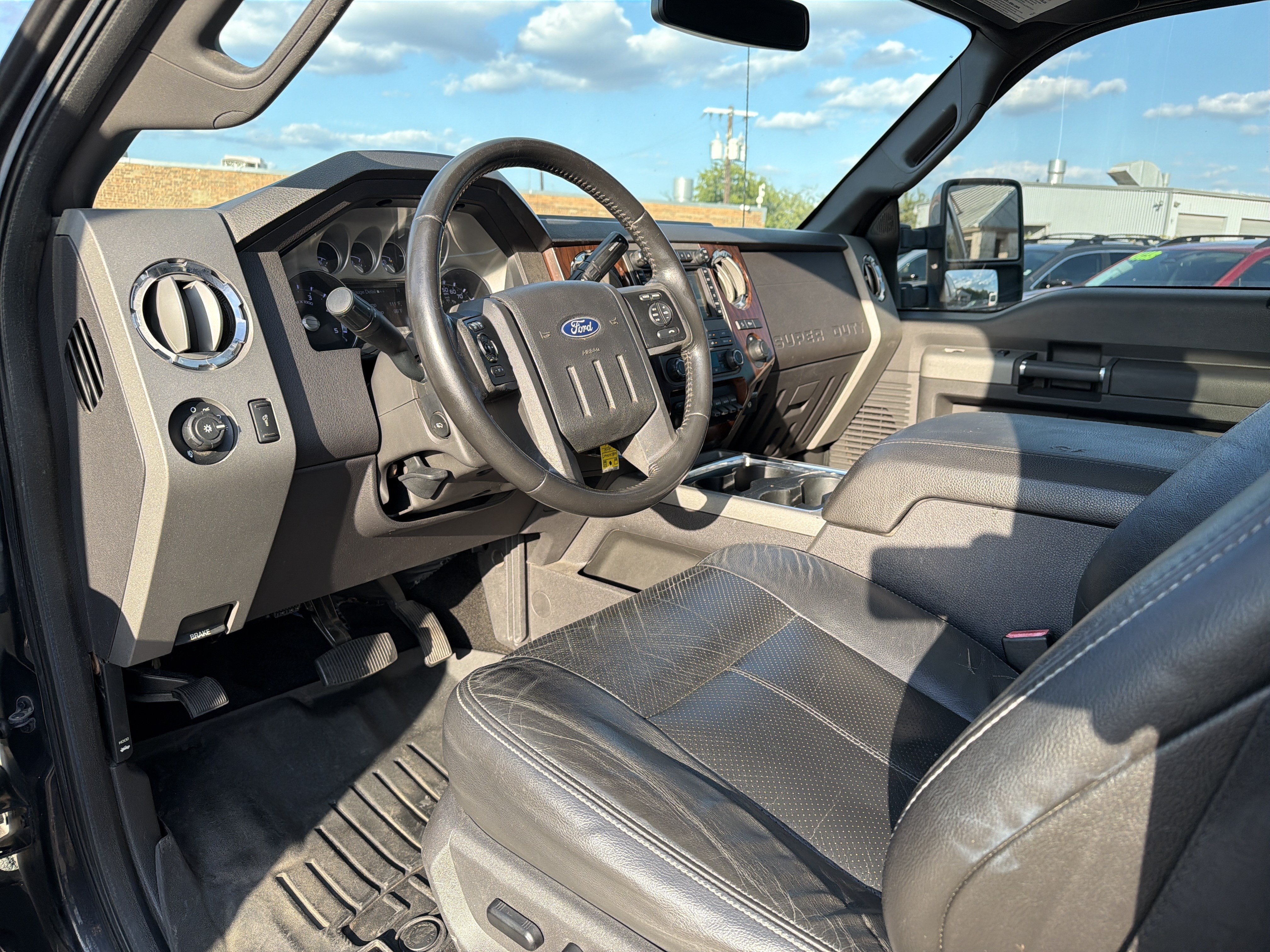Used 2012 Ford F350 Lariat w/ Lariat Ultimate Pkg AWD/4WD image 18