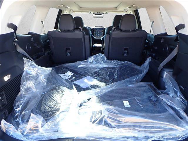 New 2025 Subaru Ascent Limited image 8