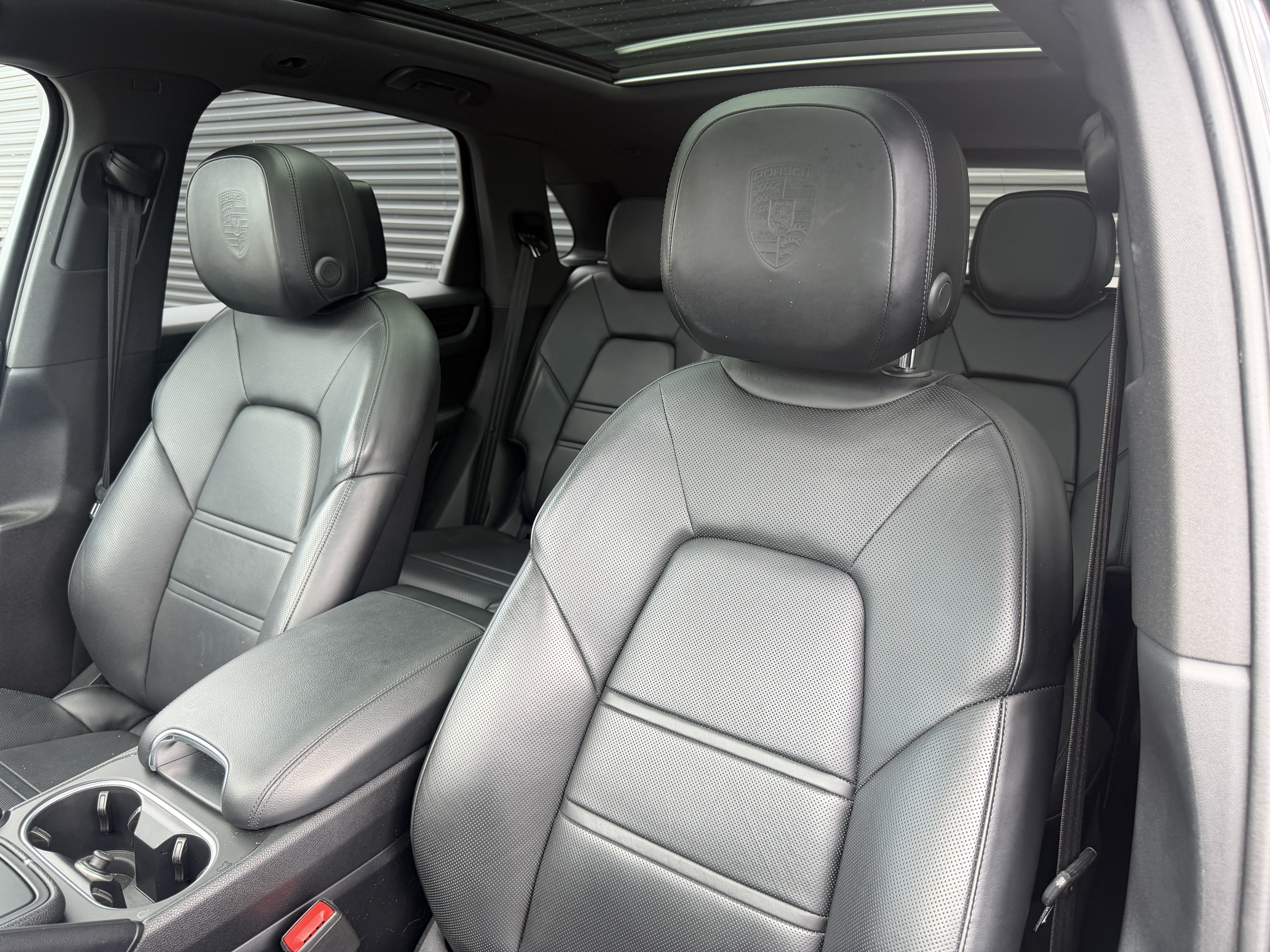 Certified 2020 Porsche Cayenne AWD/4WD image 13