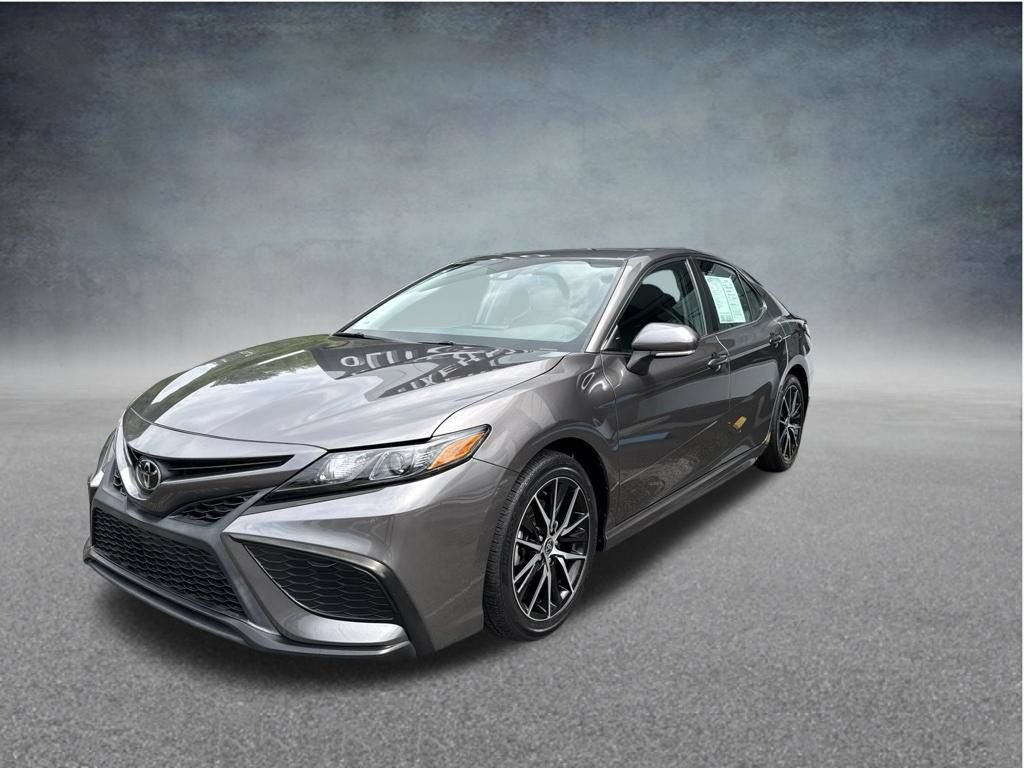 Used 2022 Toyota Camry SE w/ Convenience Package