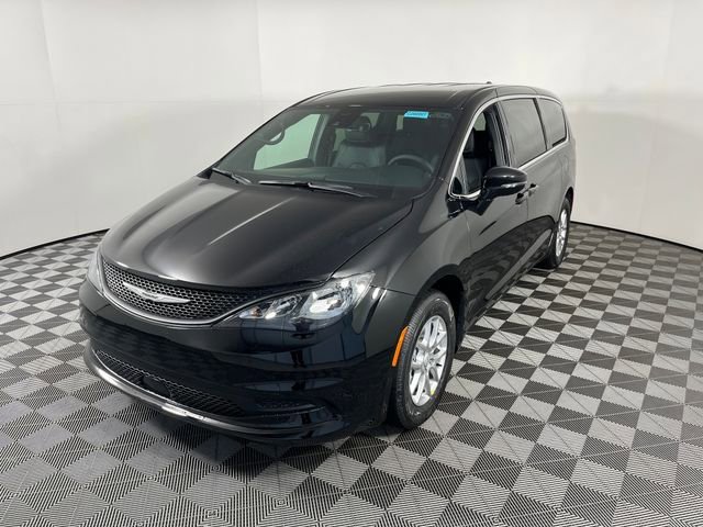 New 2026 Chrysler Voyager LX image 2