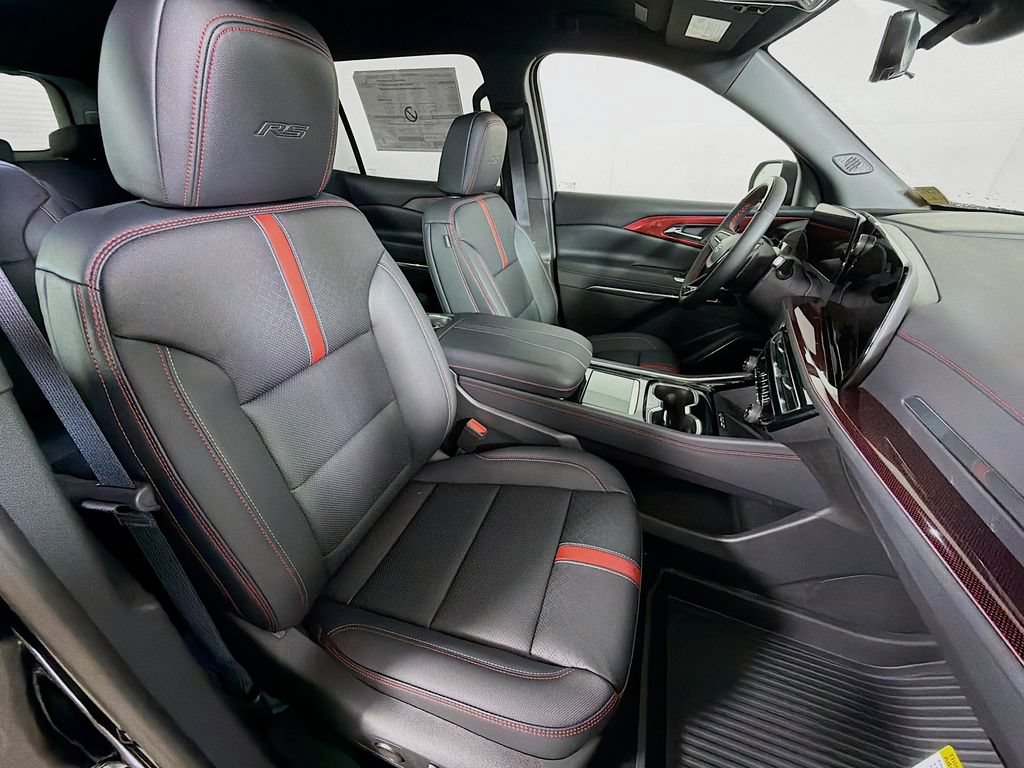 New 2026 Chevrolet Traverse RS w/ LPO, Floor Liner Package AWD/4WD image 25