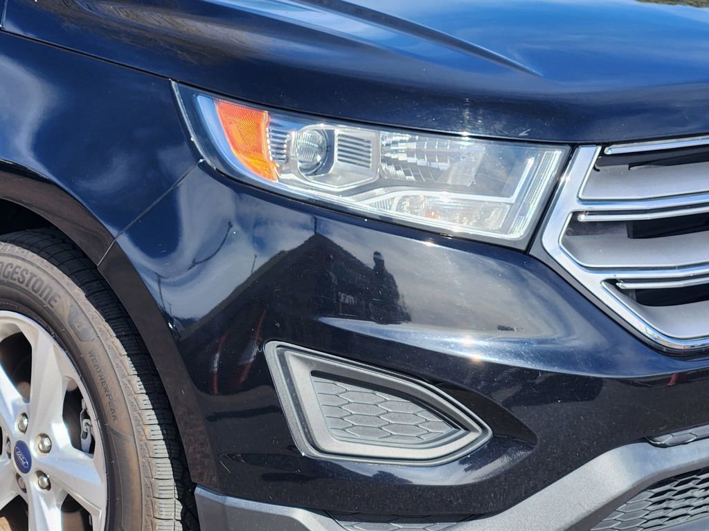 Used 2018 Ford Edge SE image 27