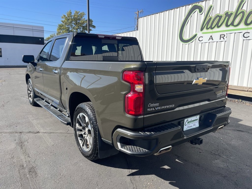 Used 2023 Chevrolet Silverado 1500 High Country image 2