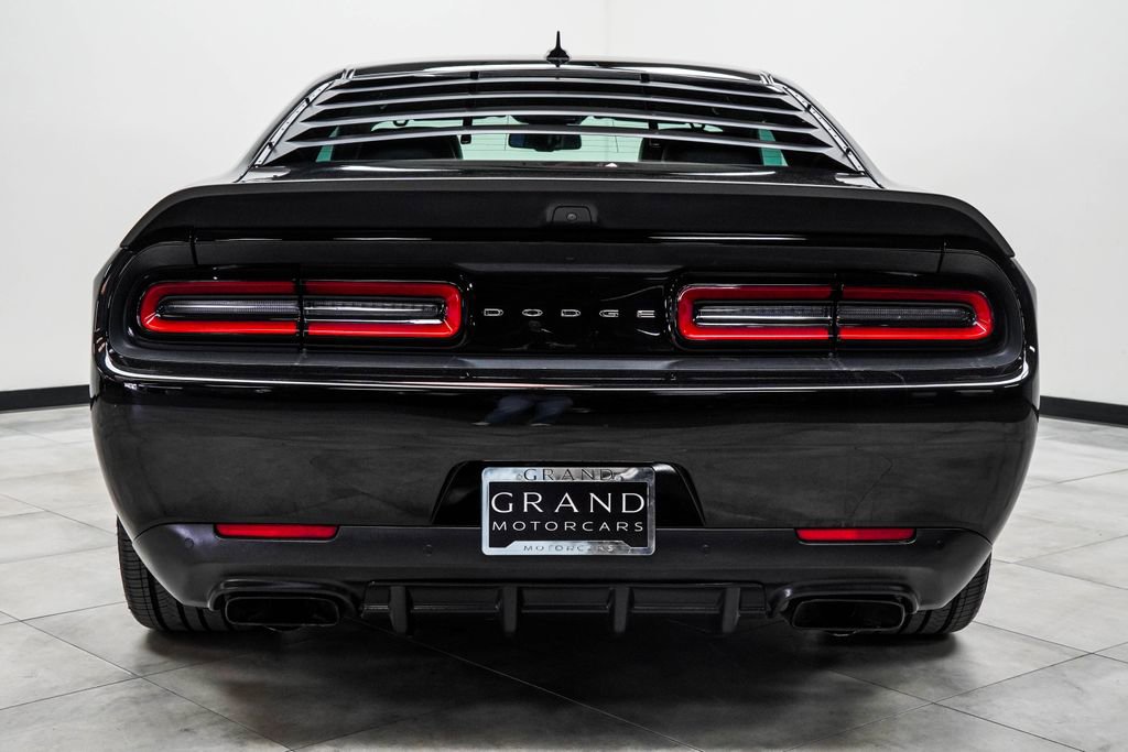 Used 2019 Dodge Challenger SRT Hellcat image 9