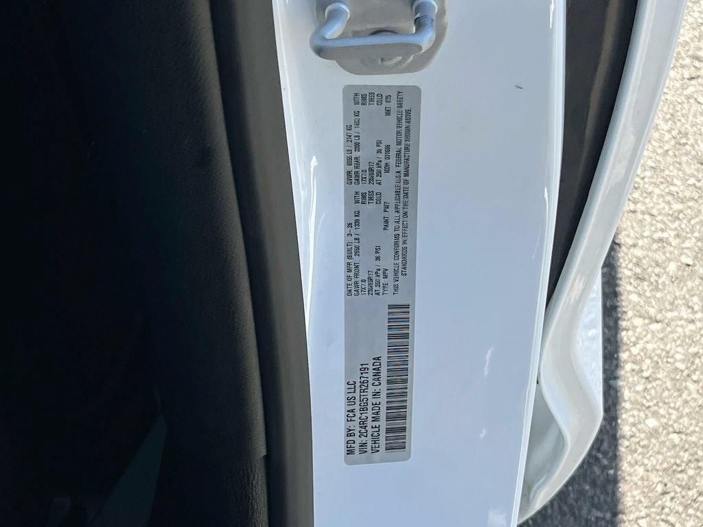 Certified 2026 Chrysler Pacifica Select FWD image 31
