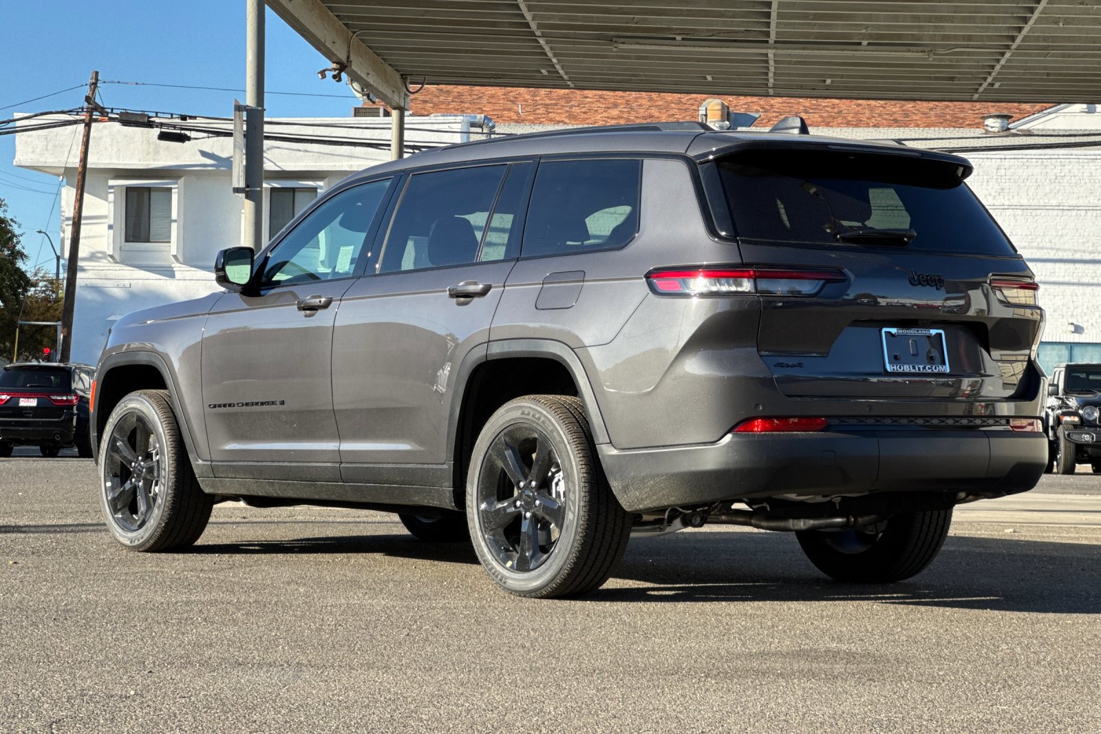 New 2025 Jeep Grand Cherokee L Altitude image 5