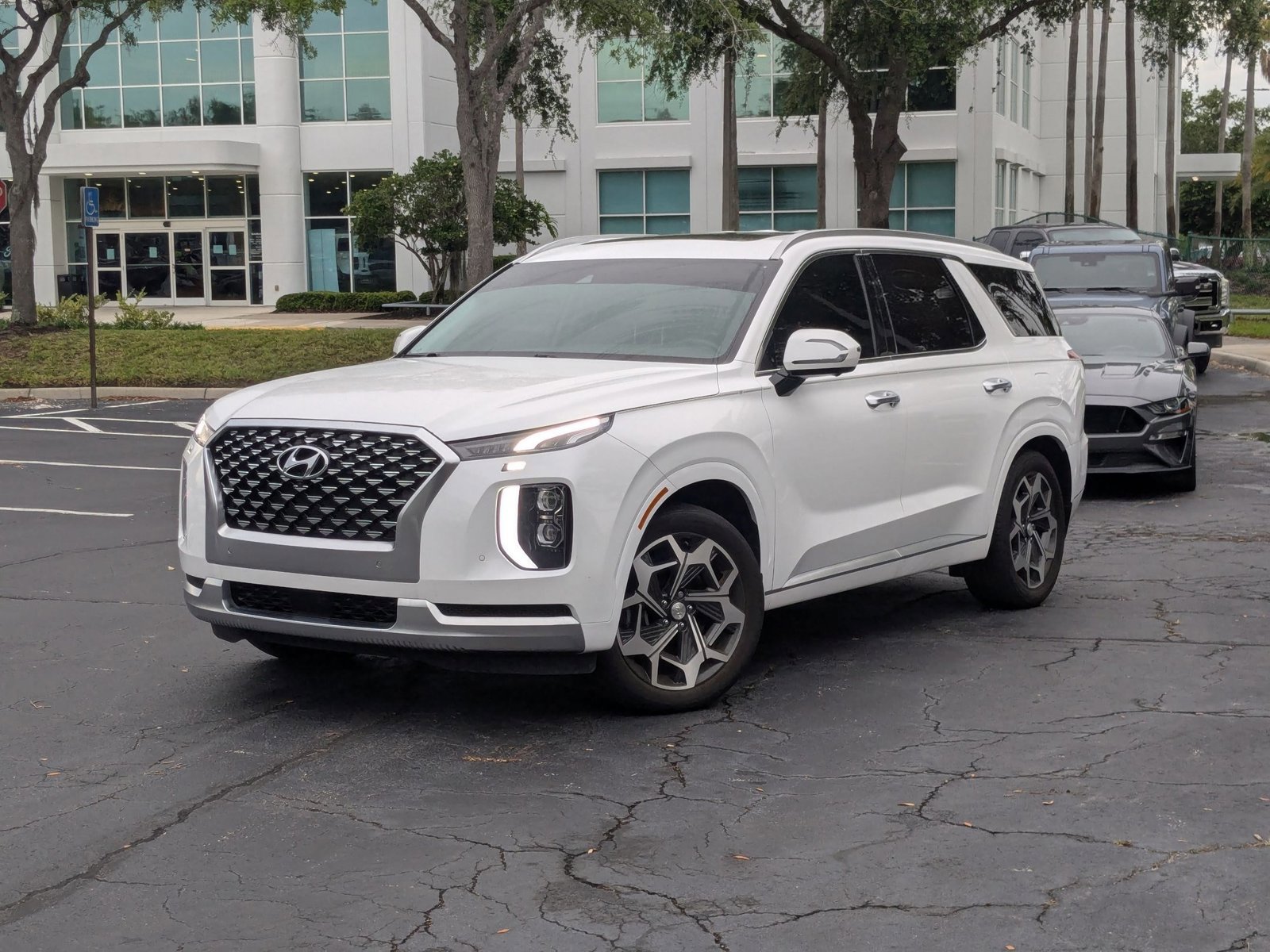 Used 2021 Hyundai Palisade Calligraphy AWD/4WD image 1