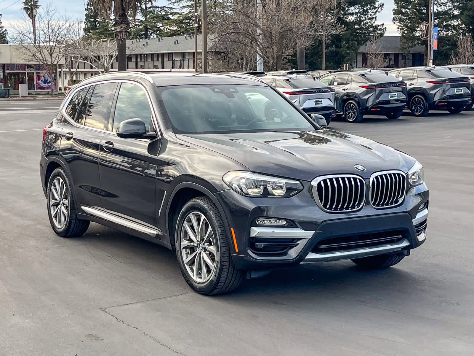 Used 2019 BMW X3 xDrive30i w/ Driving Assistance Package image 5
