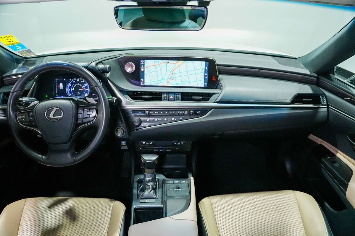 Used 2019 Lexus ES 350 w/ Premium Package FWD image 22