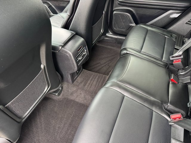 Used 2022 Lincoln Corsair Reserve w/ Equipment Group 201A image 17