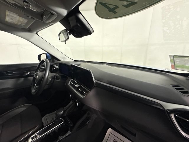 Used 2024 Chevrolet TrailBlazer LT w/ LT Cold Weather Package FWD image 26