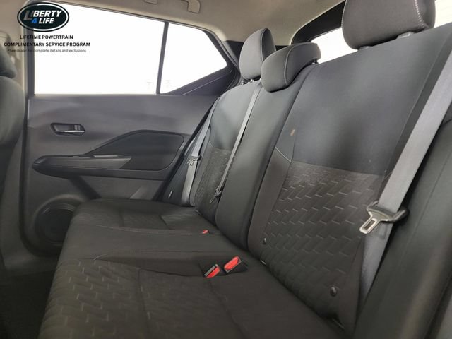 Used 2023 Nissan Kicks SV FWD image 14