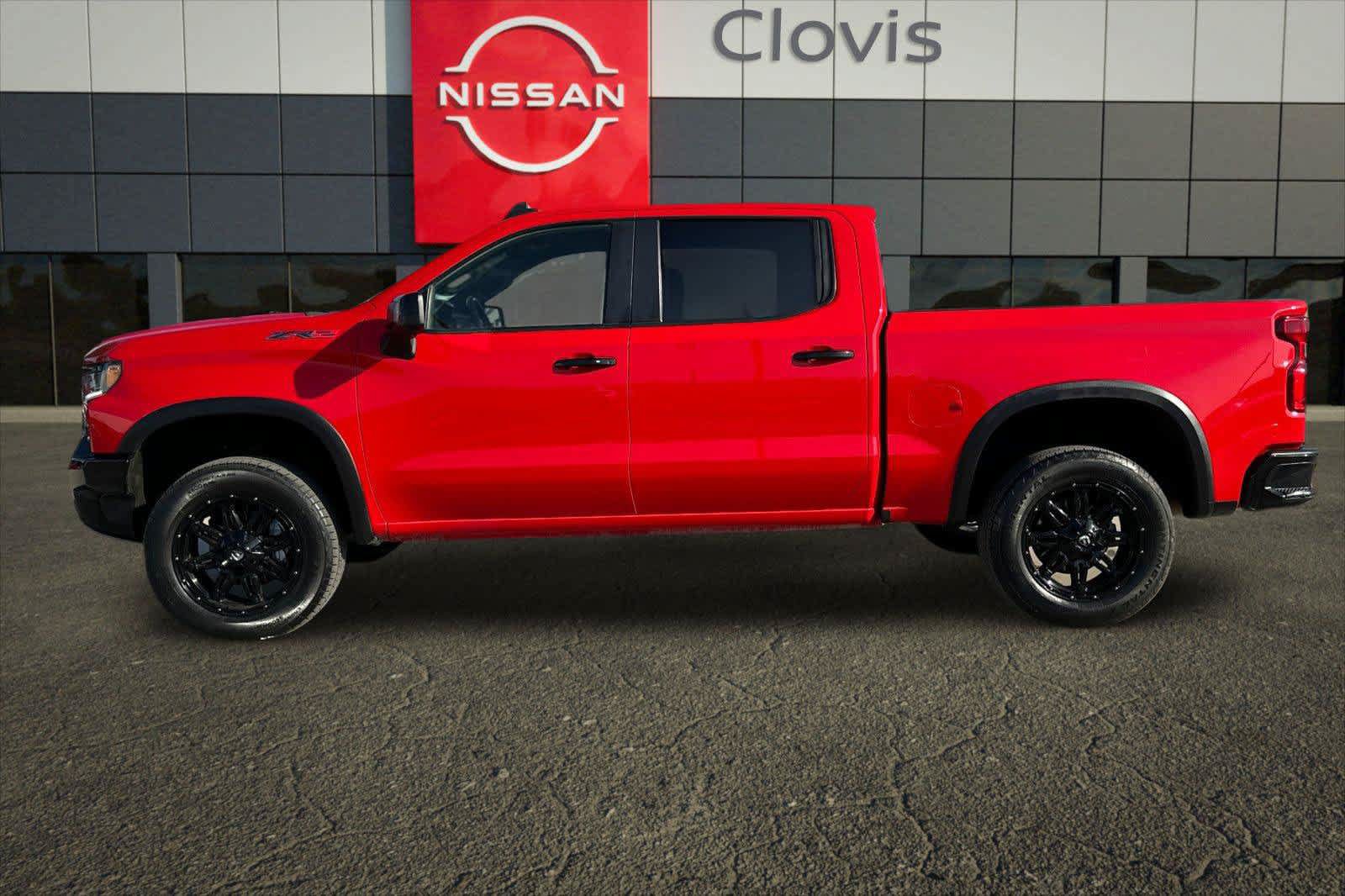 Used 2023 Chevrolet Silverado 1500 ZR2 AWD/4WD image 5