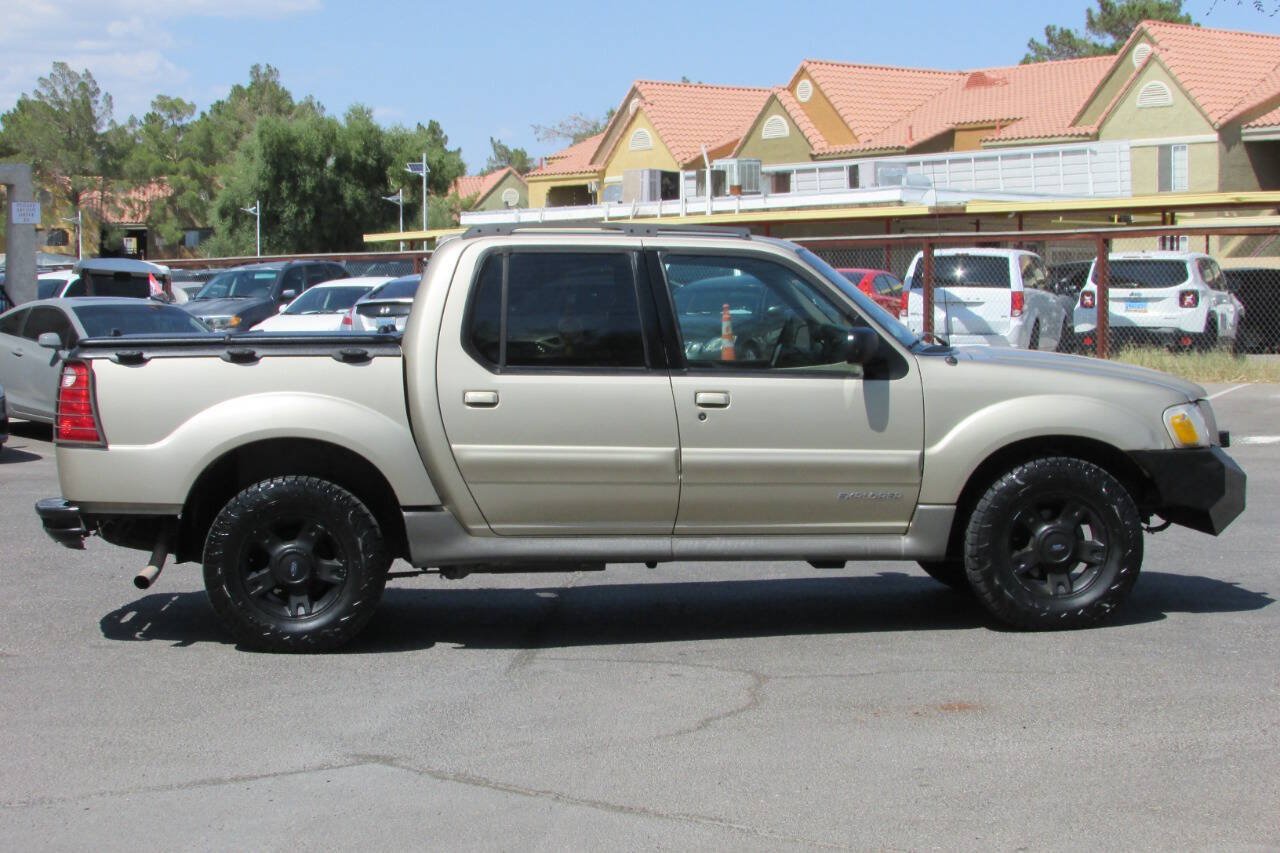 Used 2001 Ford Explorer Sport Trac 2WD image 9