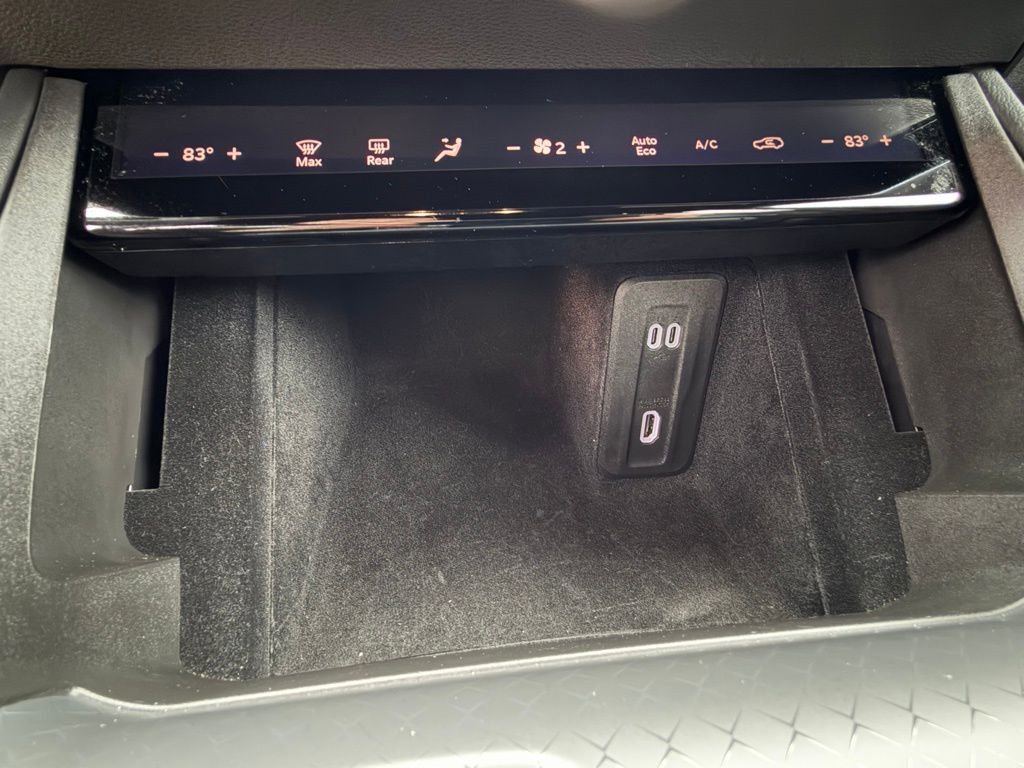 Used 2025 Jeep Wagoneer S Launch Edition image 27