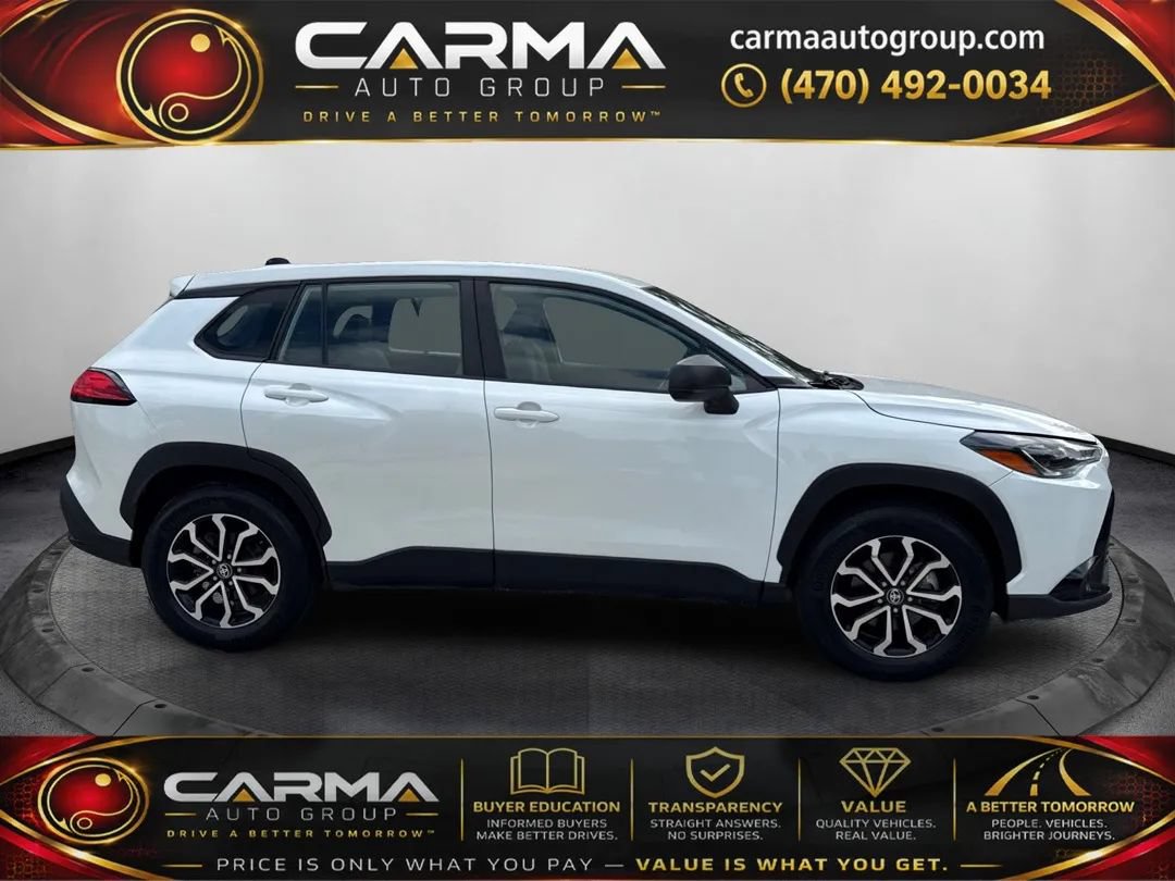 Used 2025 Toyota Corolla Cross AWD Hybrid image 6