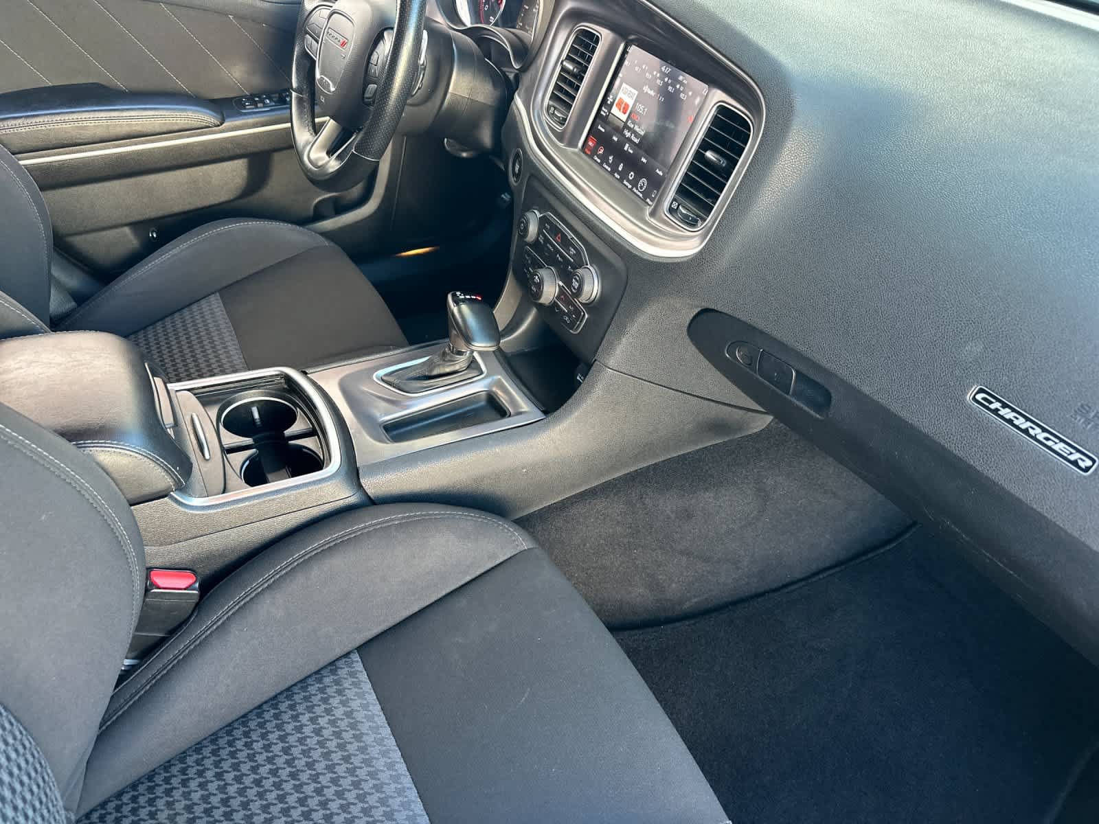 Used 2019 Dodge Charger Scat Pack RWD image 16