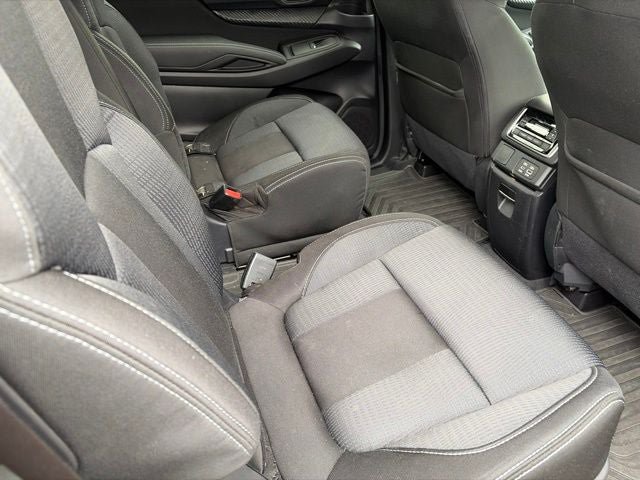Used 2024 Subaru Ascent Premium w/ Convenience Package AWD/4WD image 9