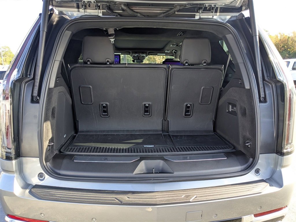 Certified 2025 Cadillac Escalade Premium Luxury Platinum image 26