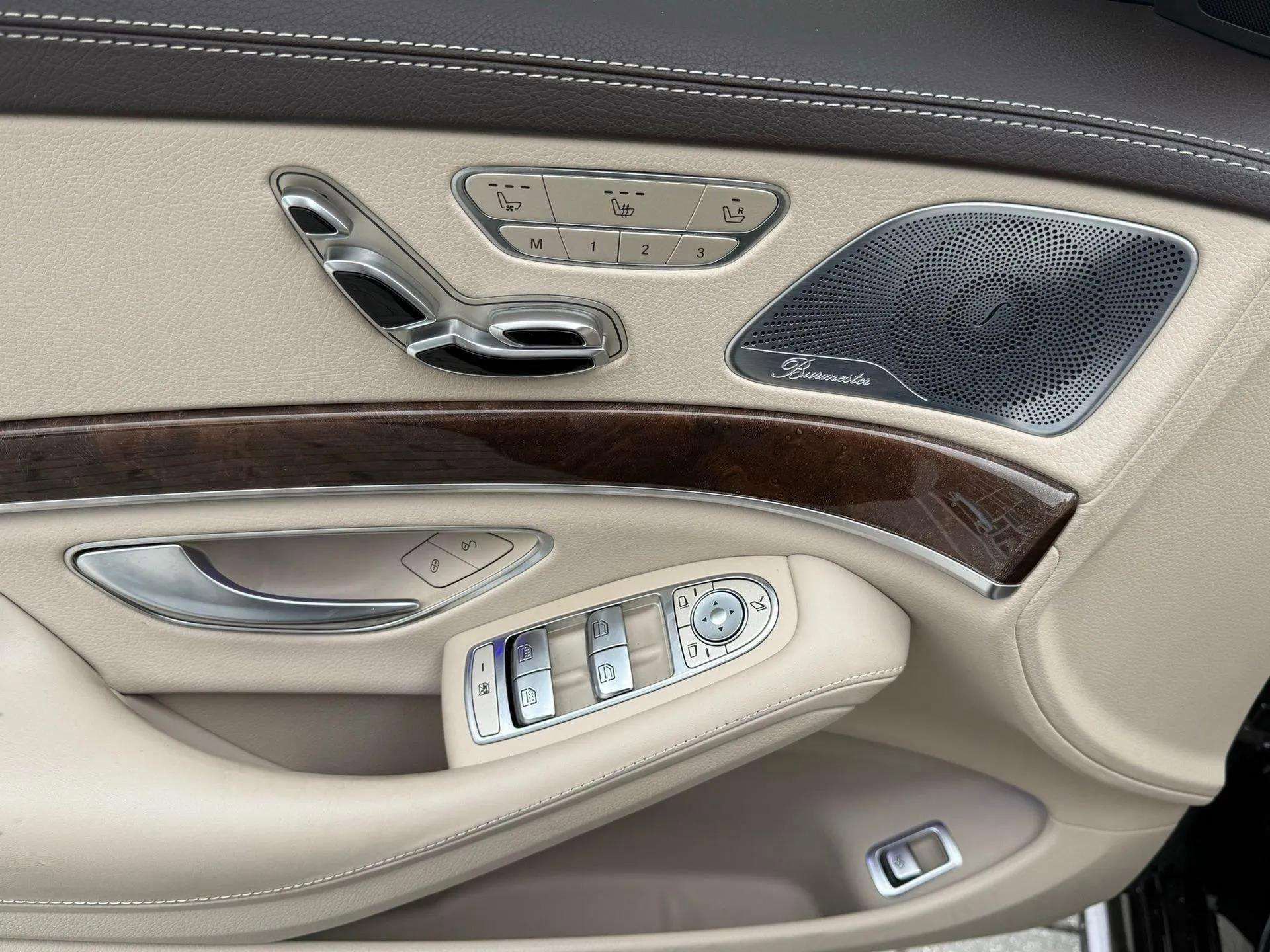 Used 2019 Mercedes-Benz S 560 4MATIC Sedan image 31