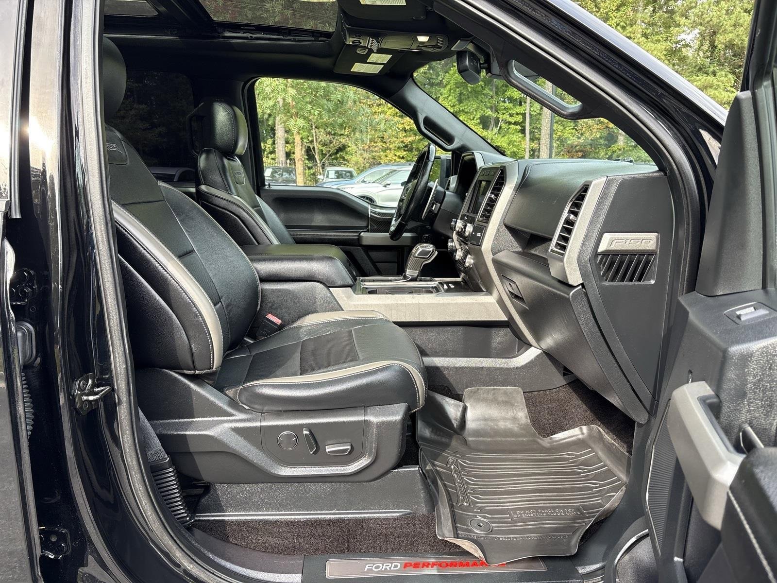 Used 2018 Ford F150 Raptor w/ Equipment Group 802A Luxury image 25