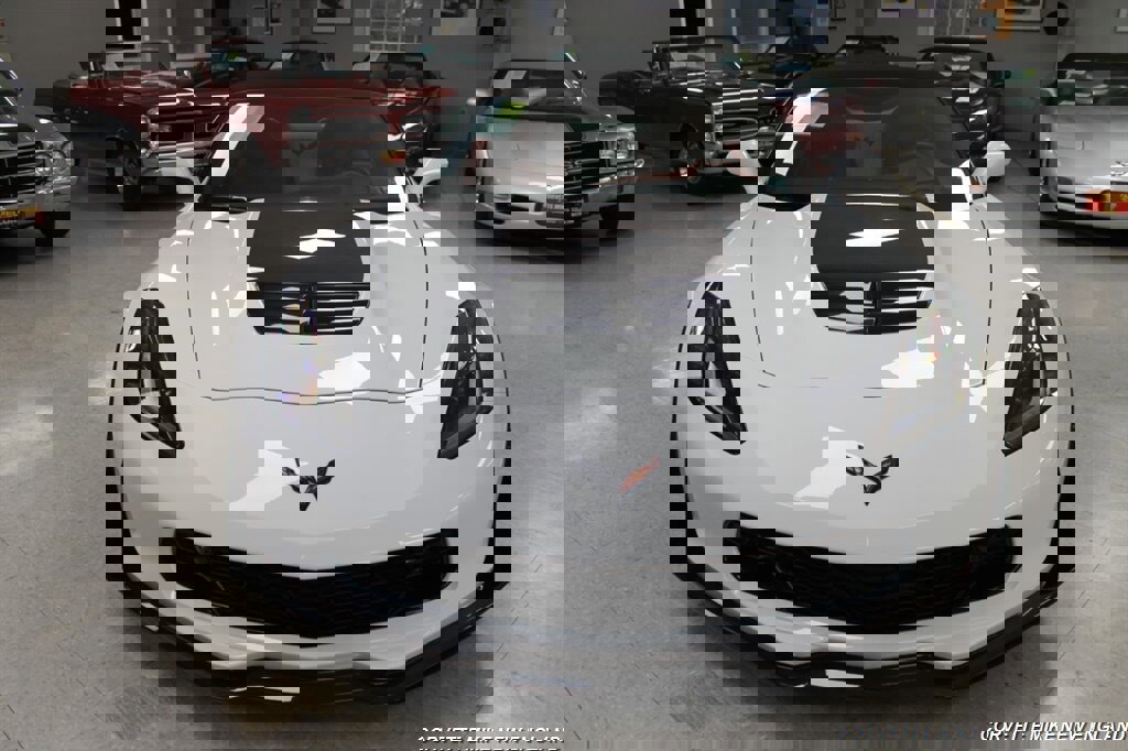 Used 2016 Chevrolet Corvette Z06 w/ 3LZ Preferred Equipment Group image 10