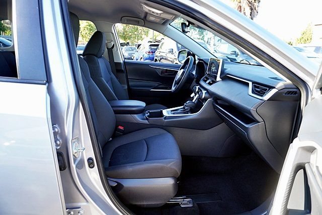 Used 2025 Toyota RAV4 LE FWD image 12