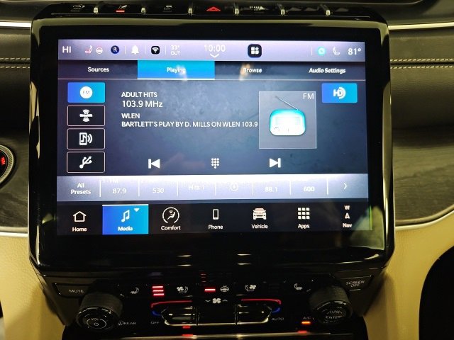 Certified 2024 Jeep Grand Cherokee Limited w/ Luxury Tech Group II image 22