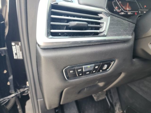 Used 2019 BMW X7 xDrive50i w/ Premium Package image 19