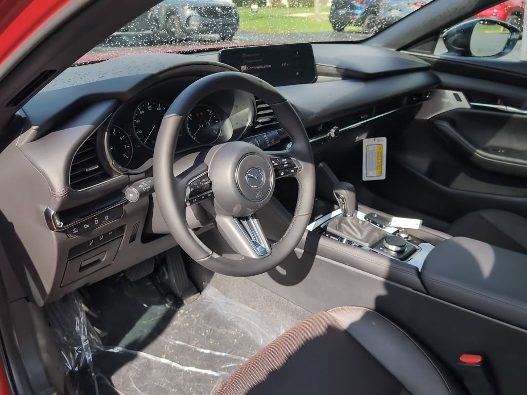 New 2026 MAZDA MAZDA3 Hatchback w/Premium Plus Pkg AWD/4WD image 14