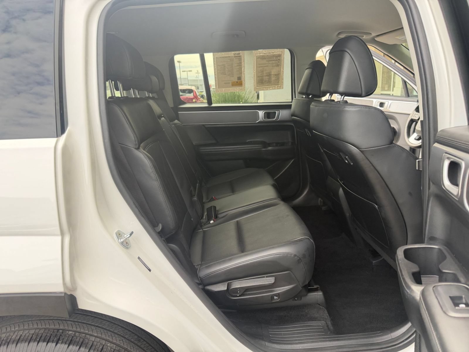 Used 2026 Hyundai Santa Fe SEL FWD image 41