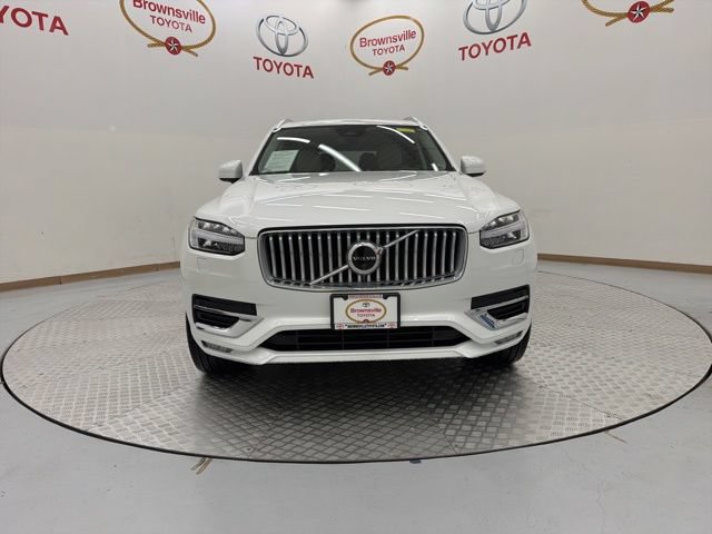 Used 2025 Volvo XC90 B6 Plus w/ Protection Package Premier AWD/4WD image 4