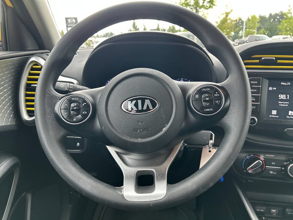 Used 2020 Kia Soul LX FWD image 19