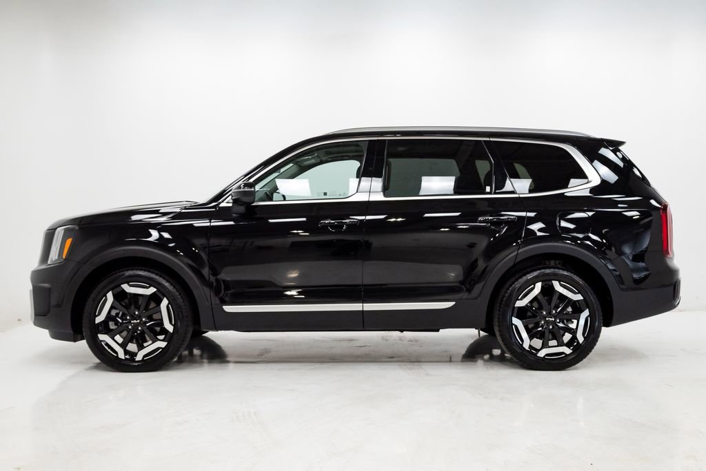 Used 2025 Kia Telluride S AWD/4WD image 30