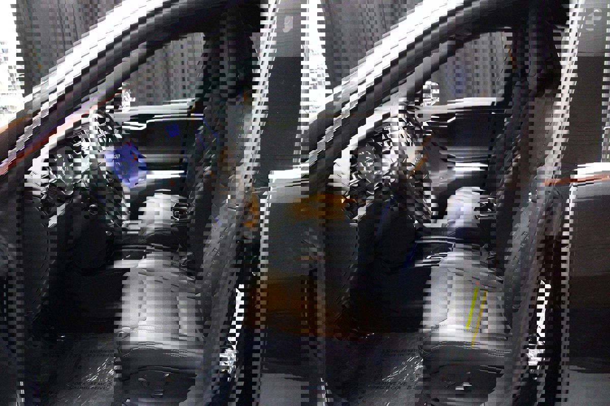 Used 2018 Tesla Model S 75D image 57