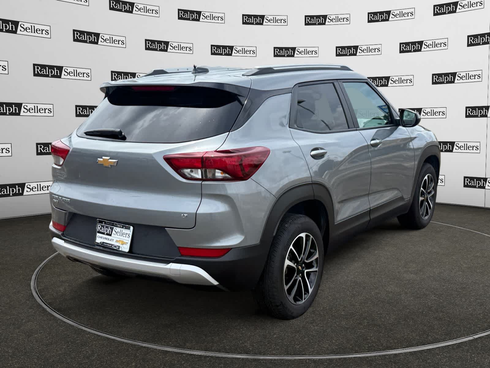 Used 2025 Chevrolet TrailBlazer LT AWD/4WD image 6