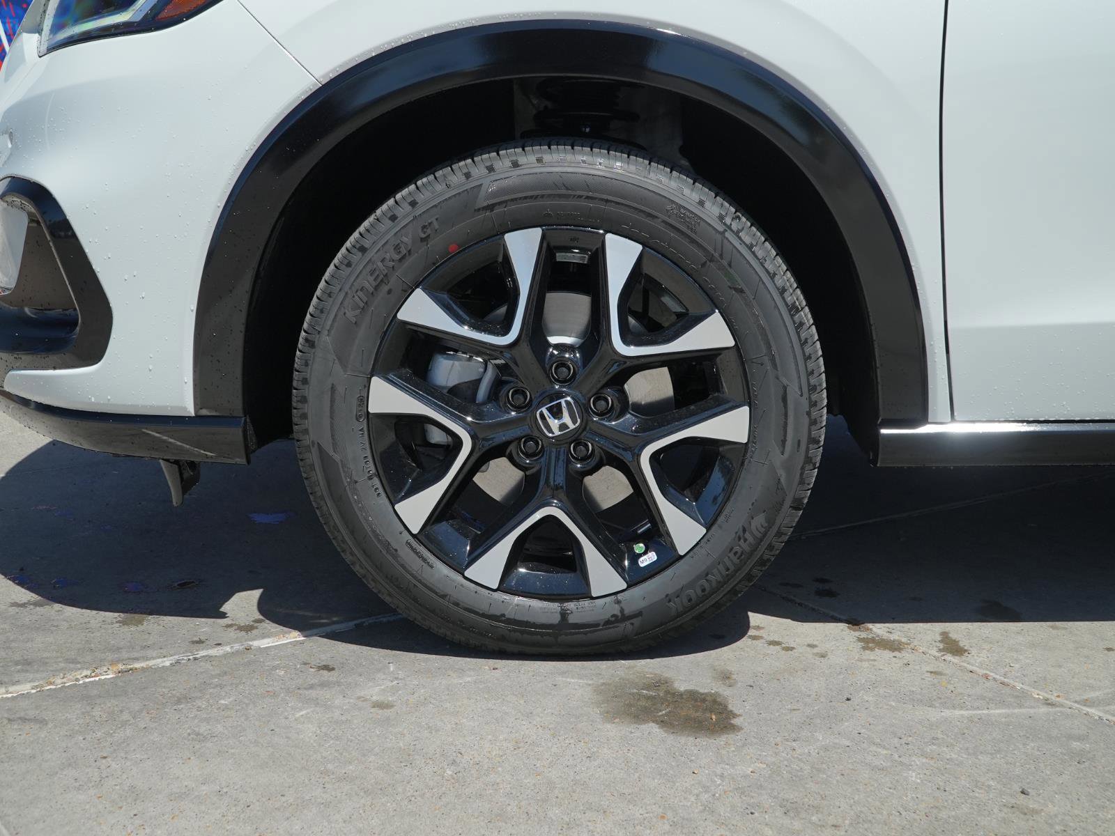 New 2026 Honda HR-V EX-L image 12