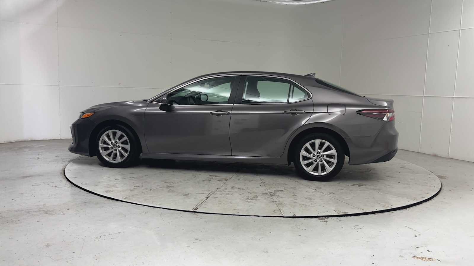 Used 2021 Toyota Camry LE w/ Cold Weather Package AWD/4WD image 8