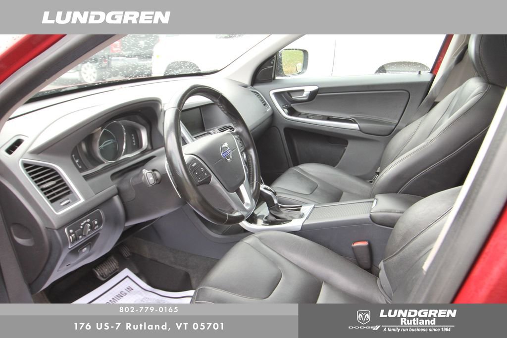 Used 2015 Volvo XC60 T6 w/ Proximity Package image 5