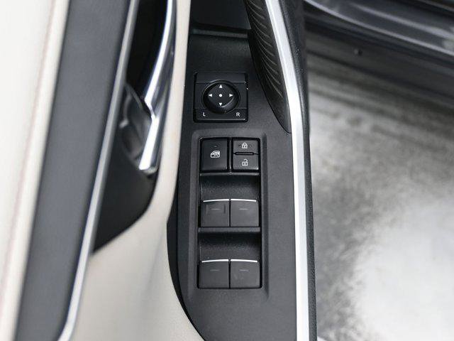 Used 2022 Toyota RAV4 Limited image 11