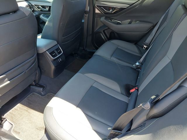 Used 2025 Subaru Outback Onyx Edition AWD/4WD image 15