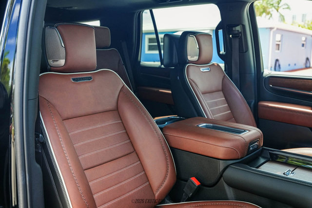 Used 2023 GMC Yukon Denali Ultimate AWD/4WD image 40