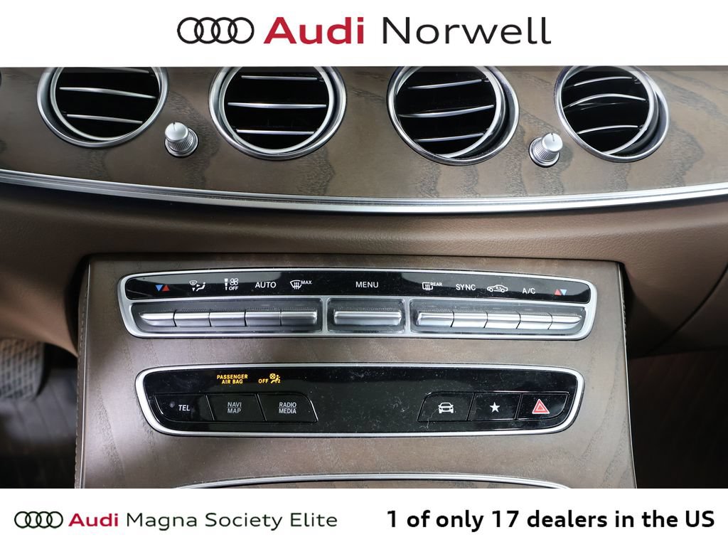 Used 2023 Mercedes-Benz E 350 4MATIC Sedan image 4