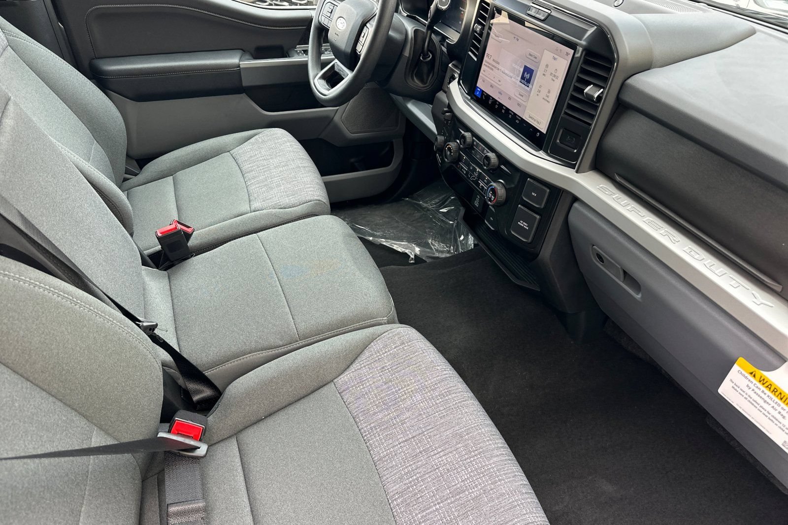 New 2026 Ford F250 XLT w/ XLT Premium Package AWD/4WD image 14