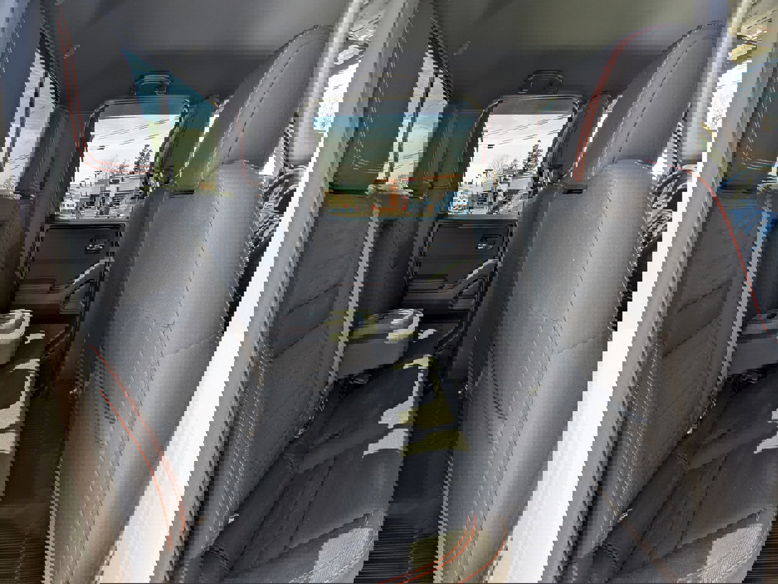 Used 2023 Nissan Frontier PRO-4X w/ Technology Package image 9