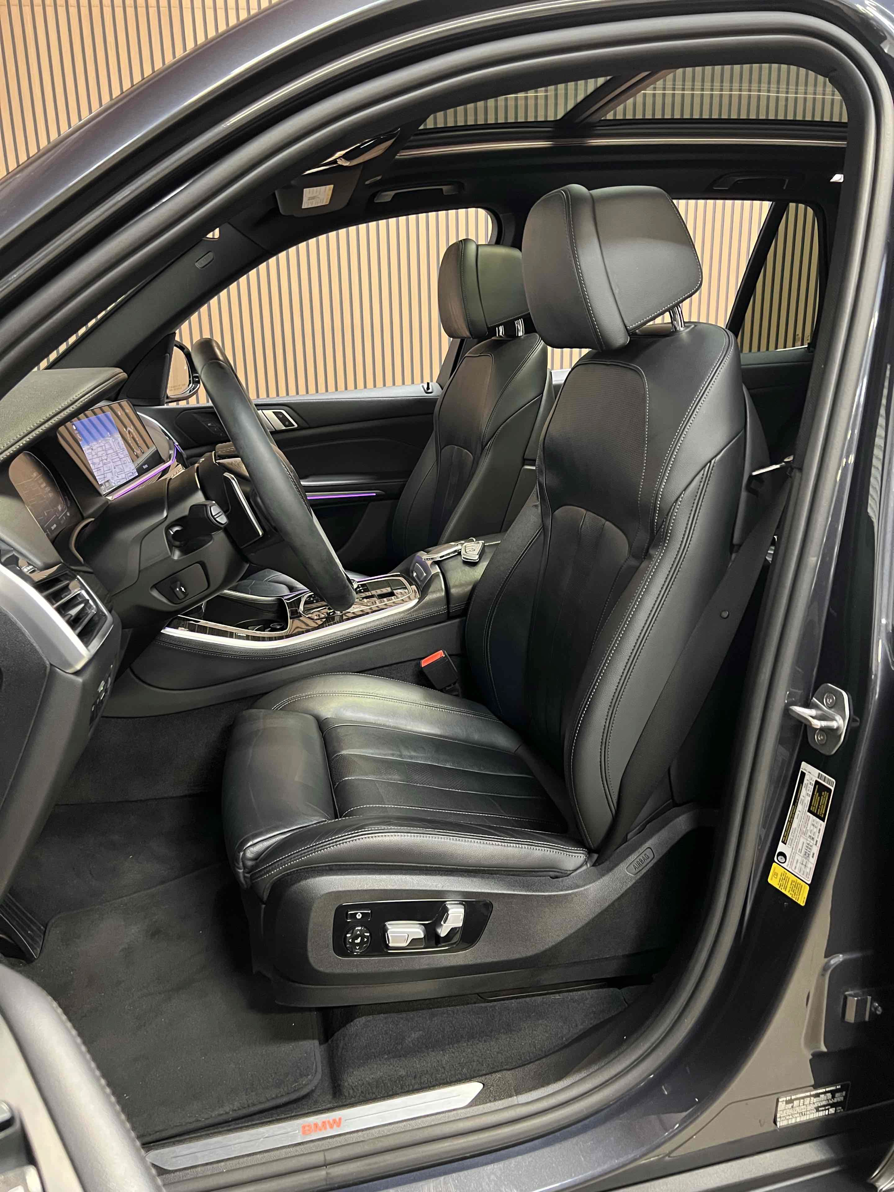 Used 2020 BMW X5 sDrive40i w/ Premium Package RWD image 34