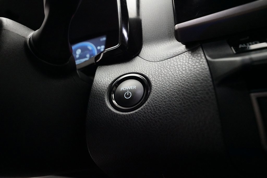 Used 2025 Toyota Camry LE image 30