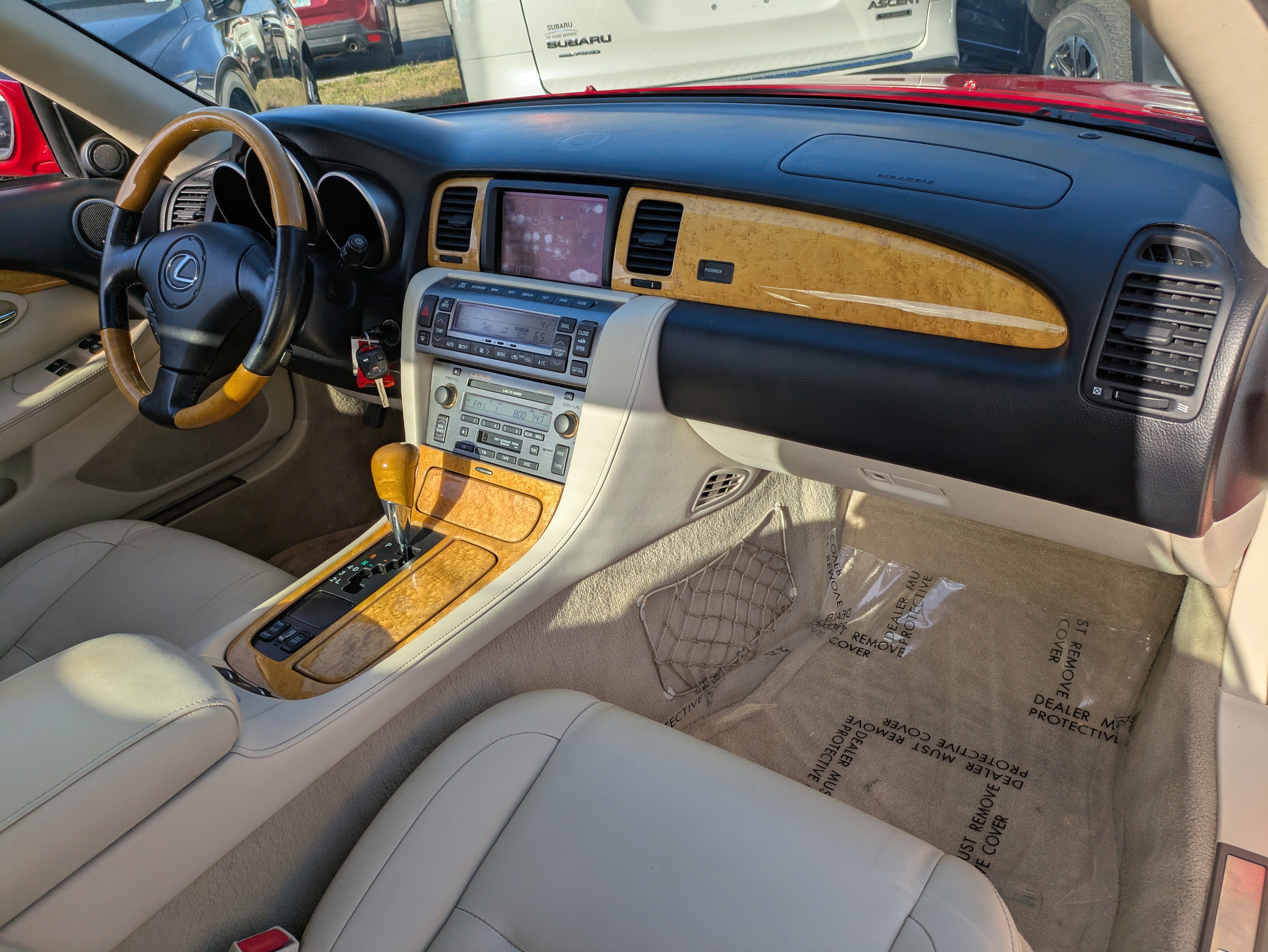 Used 2004 Lexus SC 430 Convertible image 15