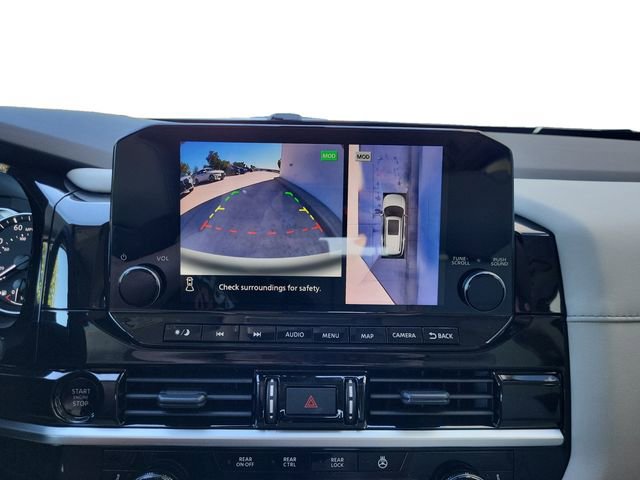 New 2025 Nissan Pathfinder SL image 18